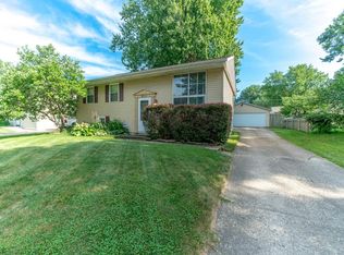 611 Fairholme Rd, Columbus, OH 43230