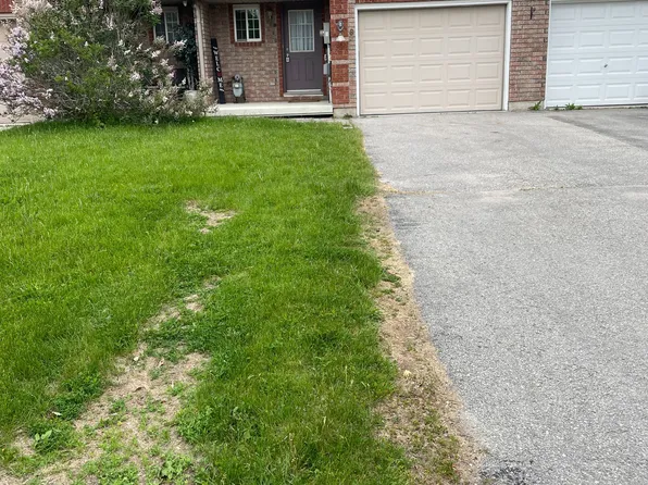 8 Epsom Rd N, Barrie, ON L4M 6R7