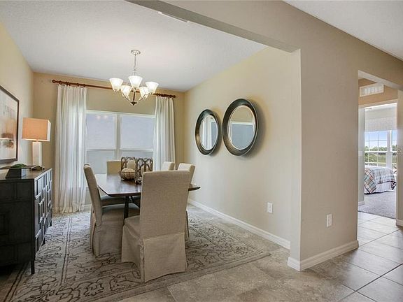 4th image of 10223 Hawks Landing Dr