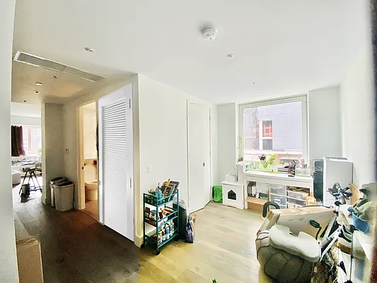 Rented by NY Living Solutions | media 15