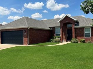 2002 Price Ave, Lowell, AR 72745