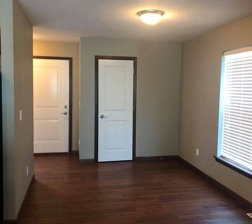 2nd image of 1334 Ellis Blvd NW #1336