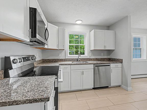 3rd image of 23 Dumas Street