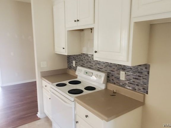4th image of 2430 Starlight Dr