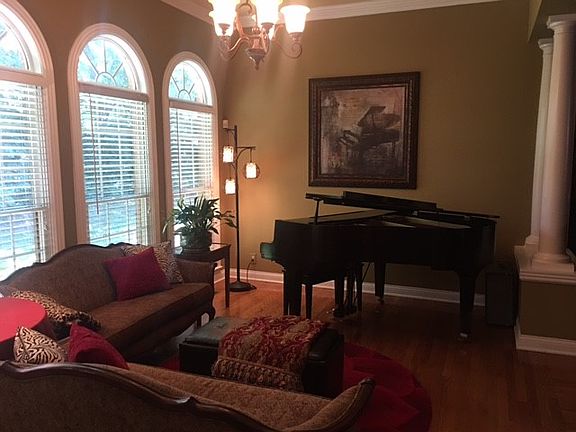 Sunroom/Music Room