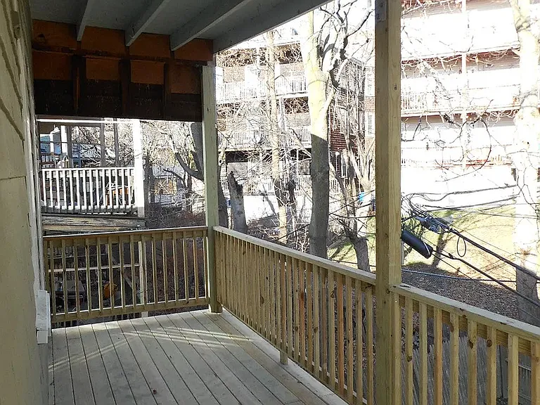 15 Rowell St #3 — Photo 11