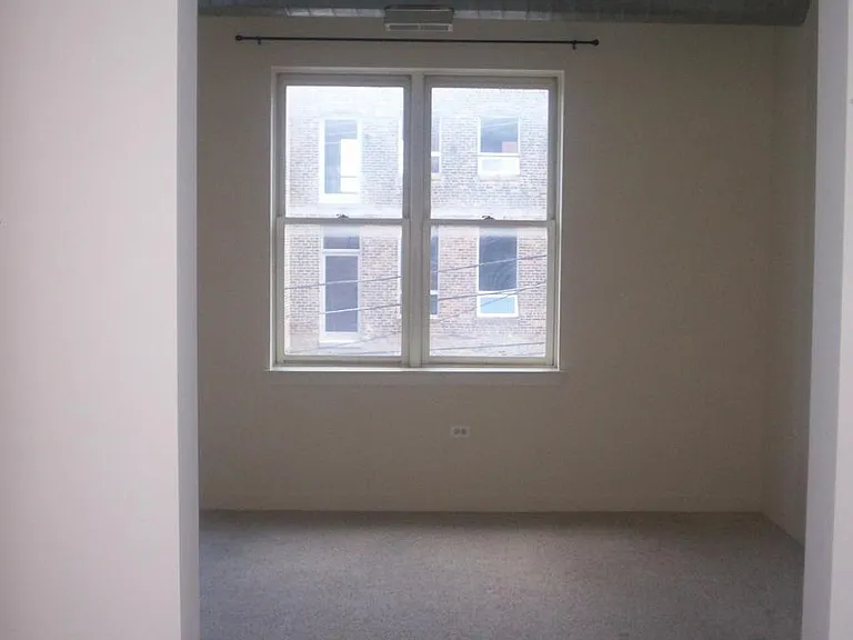 1155 W Madison St #3A — Photo 4