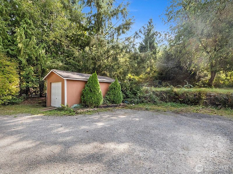 4th image of 13408 River Road