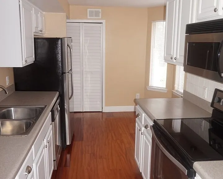 417 Summit Ridge Pl #211 — Photo 6