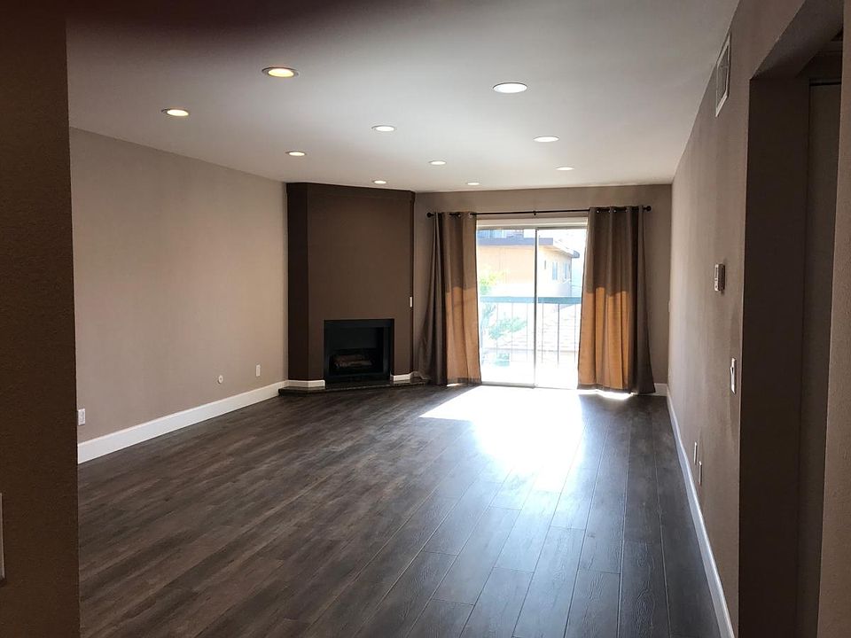 1st image of 333 Burchett St