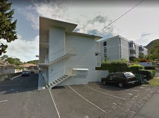 Centrally Located 1-Bedroom Walk-Up Apartment Minutes to Downtown & Queens Hospital, Honolulu, HI 96813
