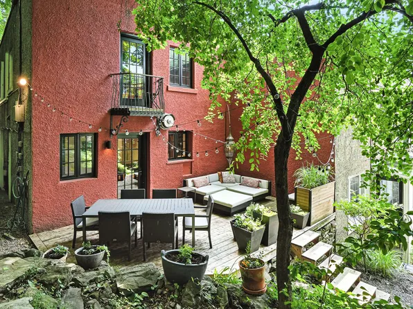 14 Parkside Pl, Montraal, QC H3H 1A8