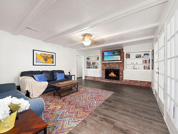 5th image of 5419 Imogene St