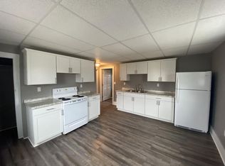 347 Washington St APT 2, Mount Pleasant, PA 15666