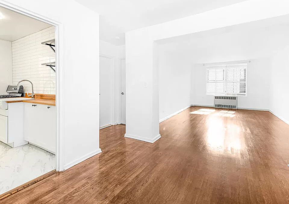 1st image of 330 Haven Ave APT 5N
