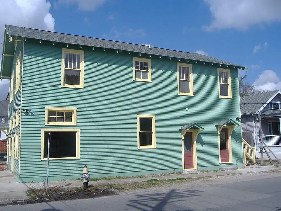 Building Photo - 7701 Hickory St