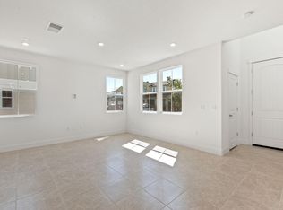 207 E Wrigleys Ave, Tracy, CA 95391