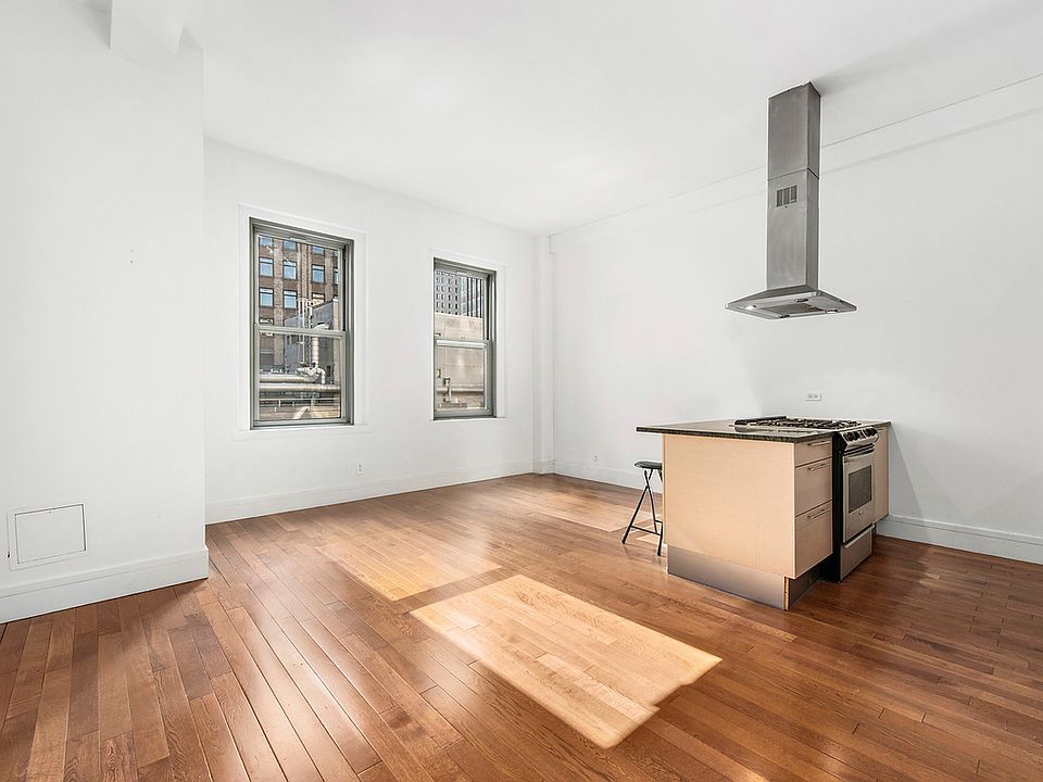 1st image of 120 Greenwich St APT 9D