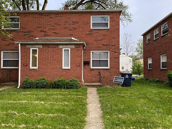 3rd image of 2849 Bellwood Ave