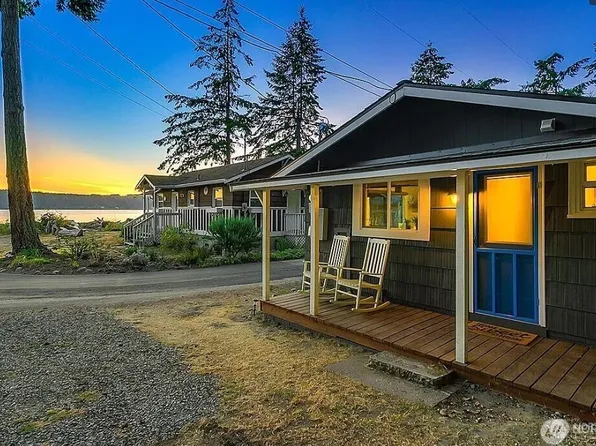 552 Sundin Drive, Camano Island, WA 98282