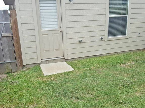 5th image of 5548 Plantation Forest Dr