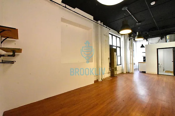 Rented by null | media 11