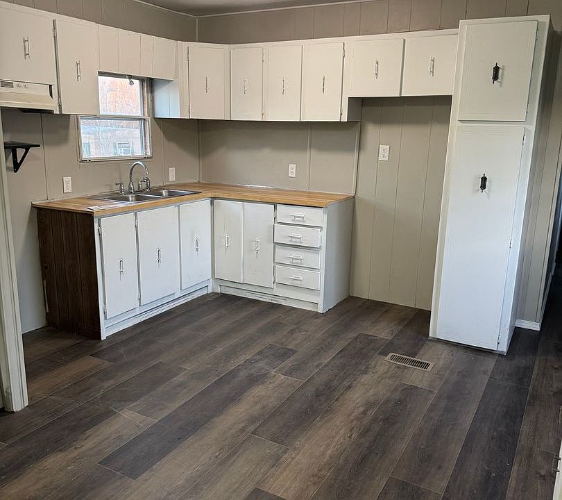 1st image of 22 W Kidds Mill Rd Lot 16