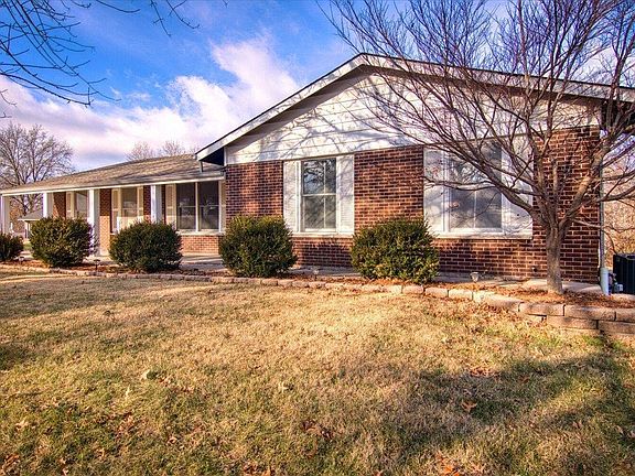 3rd image of 3643 Rosant Ct