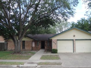 204 Ruidoso Dr, Victoria, TX 77904