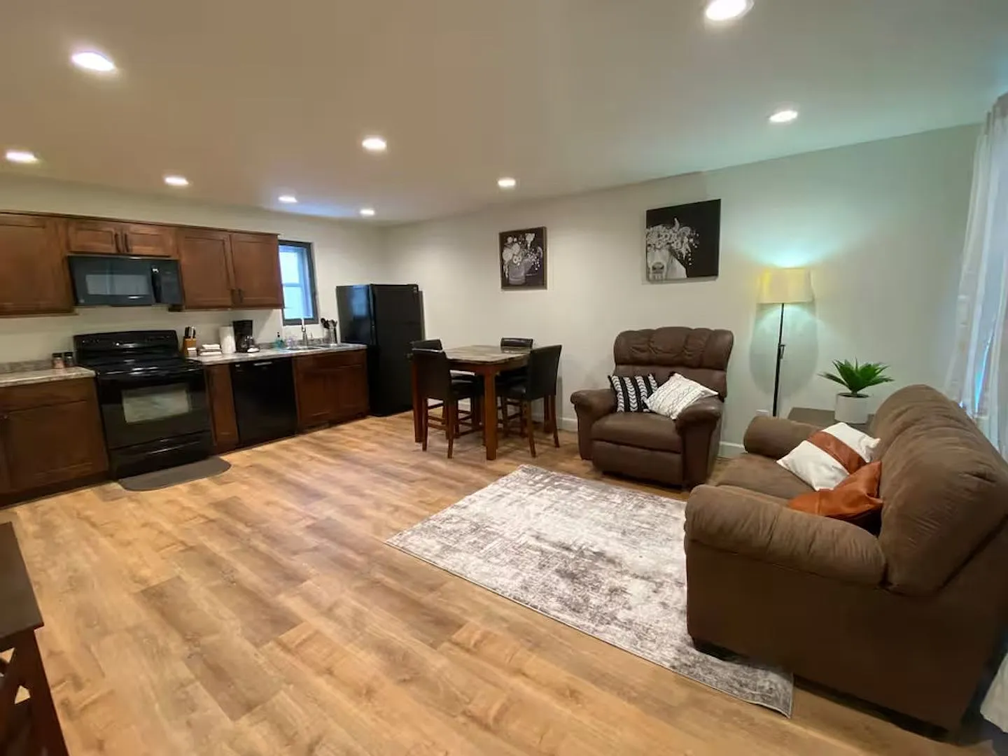 CTI Loft Apartments — Photo 4