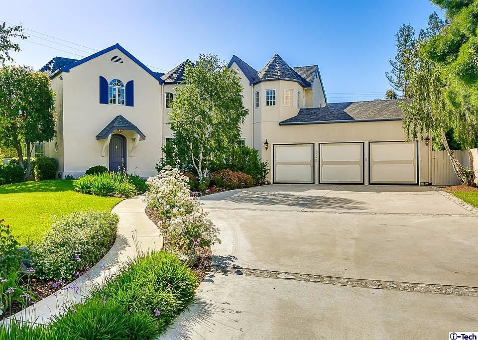 2nd image of 1204 Homewood Ln