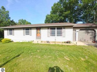 3673 Cecil Rd, Cadillac, MI 49601