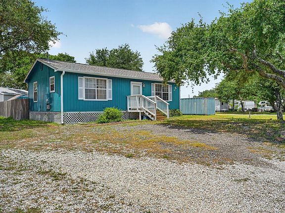 3rd image of 809 N 10th St