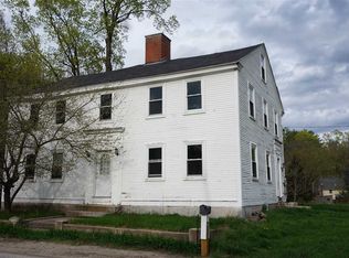 6 River Rd, Weare, NH 03281