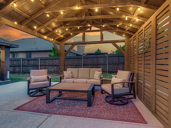 5th image of 1505 Park Meadow Dr
