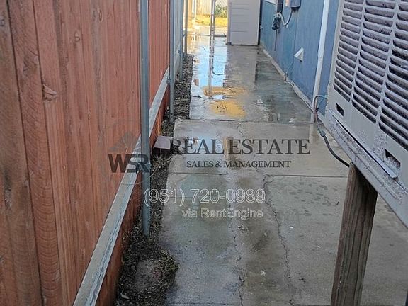 4th image of 201 W Dale St Unit B