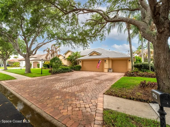 370 Normandy Dr, Indialantic, FL 32903