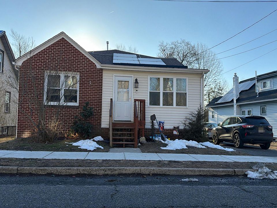 1st image of 47 White Horse Ave