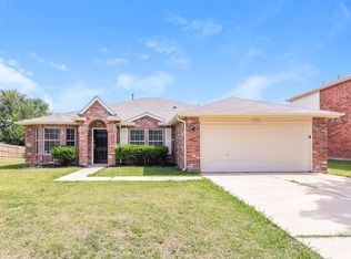 2114 Rose May Dr, Forney, TX 75126