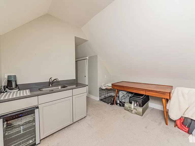 2923 N Avers Ave #2 — Photo 13