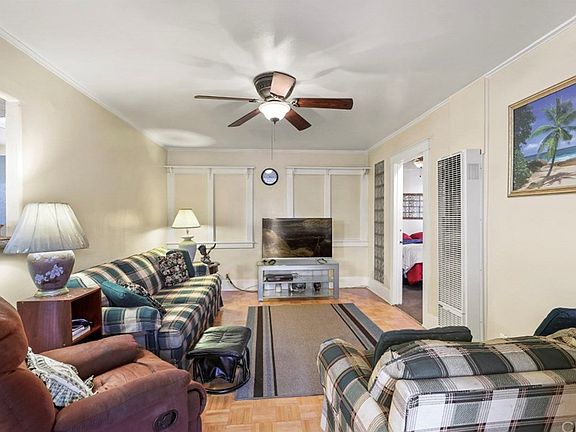 3rd image of 1208 W 164th St