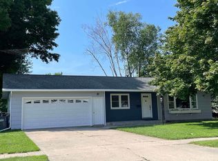 502 Tamarack St, Randolph, WI 53956