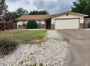 1002 Hamilton Dr, Roswell, NM 88201