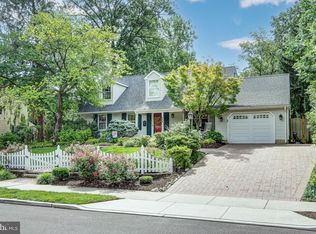 6 Heritage Rd, Haddonfield, NJ 08033