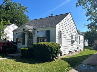 2943 Lutaway Dr, Toledo, OH 43614