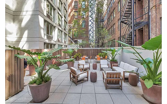 Rented by Douglas Elliman | media 7