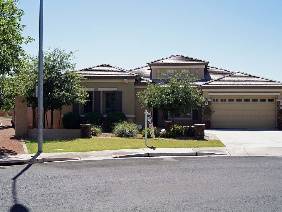 1st image of 3202 N 138th Dr
