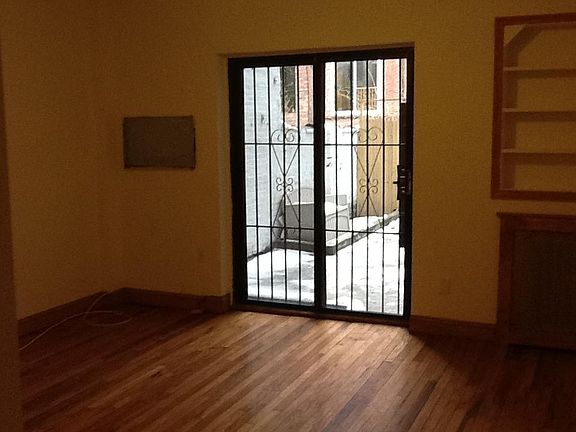 2nd image of 71 W 85th St APT 1B