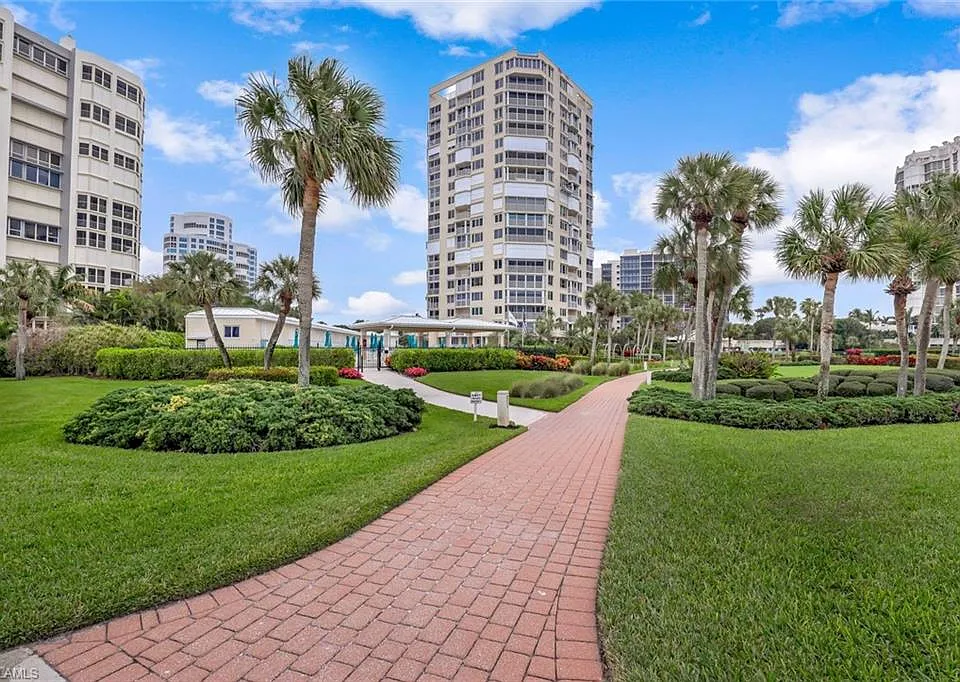 4041 Gulf Shore Blvd N #1705