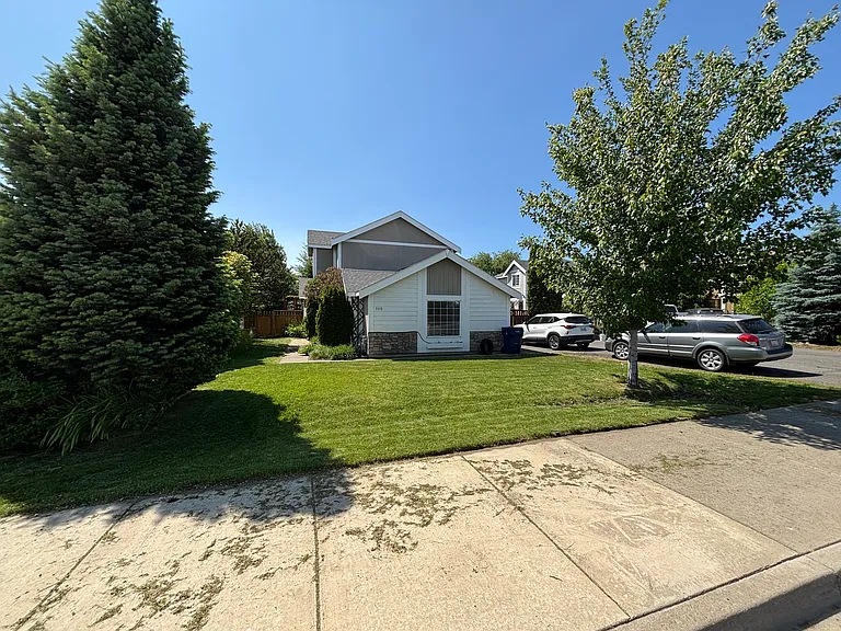 2413 N Water St — Photo 1
